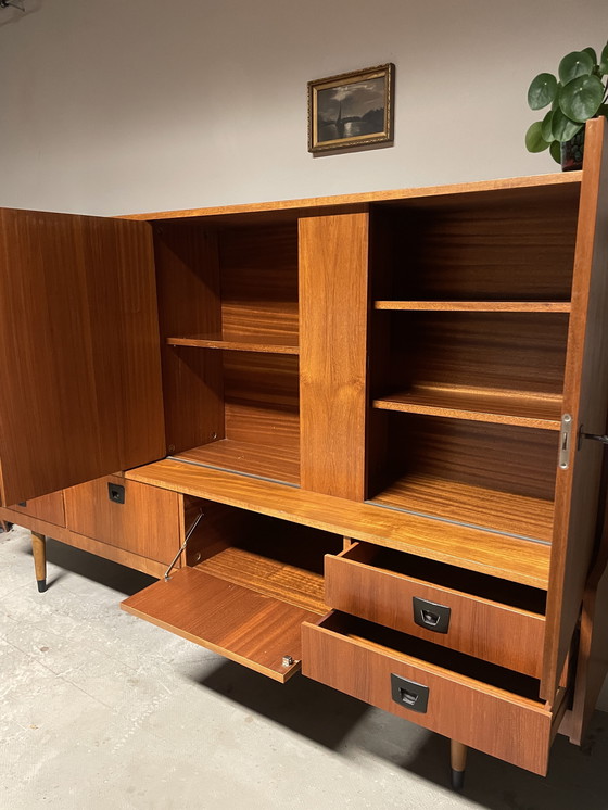 Image 1 of Credenza alta vintage