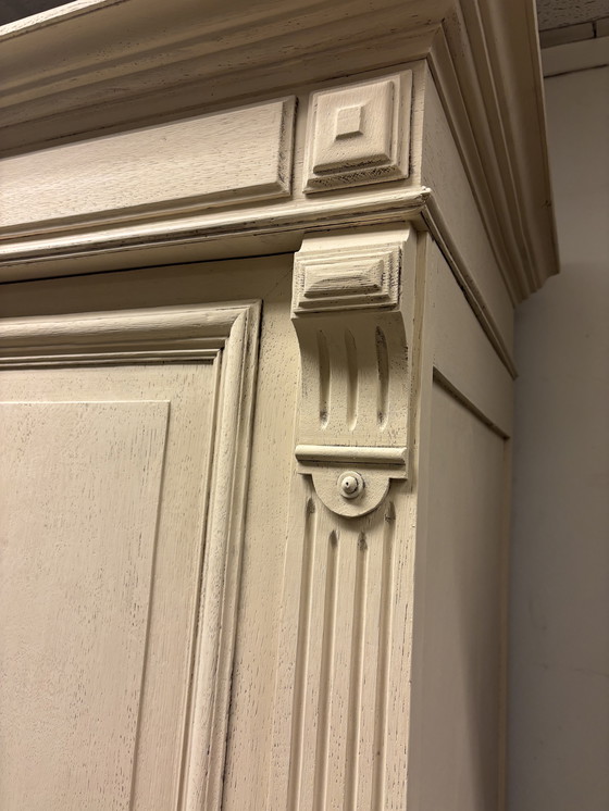 Image 1 of Brocante kledingkast