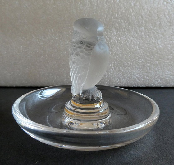 Petit Faucon, Coupelle à Bagues, Cristal, Lalique, France années 1970 – Objets déco, Glass (photo 4 of 6)