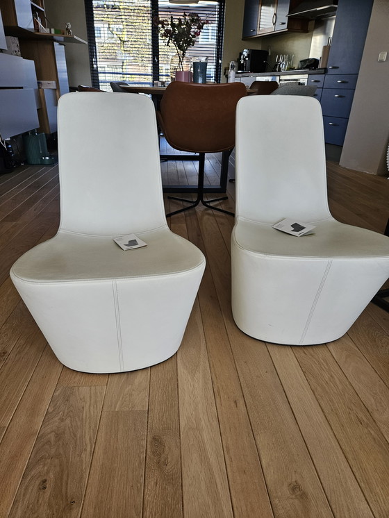 Image 1 of 2 x Vitra Einbeinstativ, weißes Leder