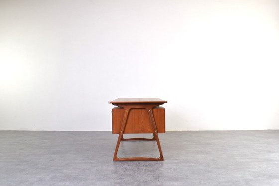 Image 1 of Scrivania esecutiva Mid-Century in teak di Svend Åge Madsen per H.P. Hansen, anni '60