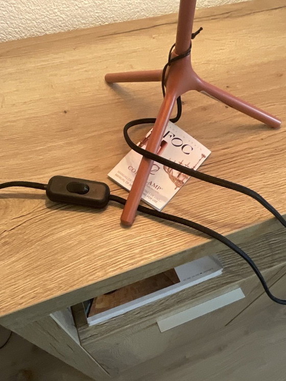 Image 1 of FOC Minima – Designer table lamp – Nutcreatives – Spain