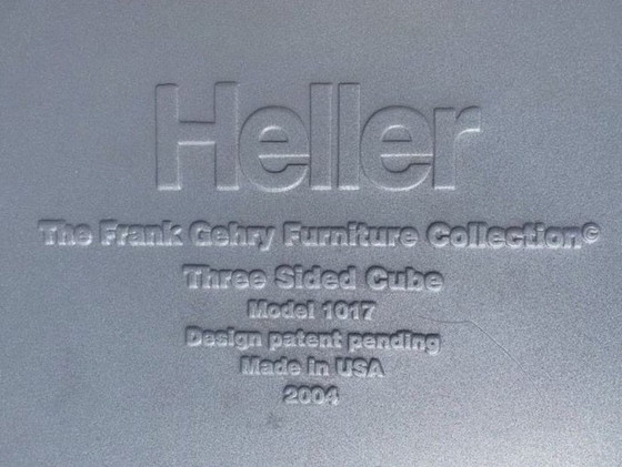 Image 1 of Set of 2 seating elements – Three Sides Cube (Frank Gehry)
