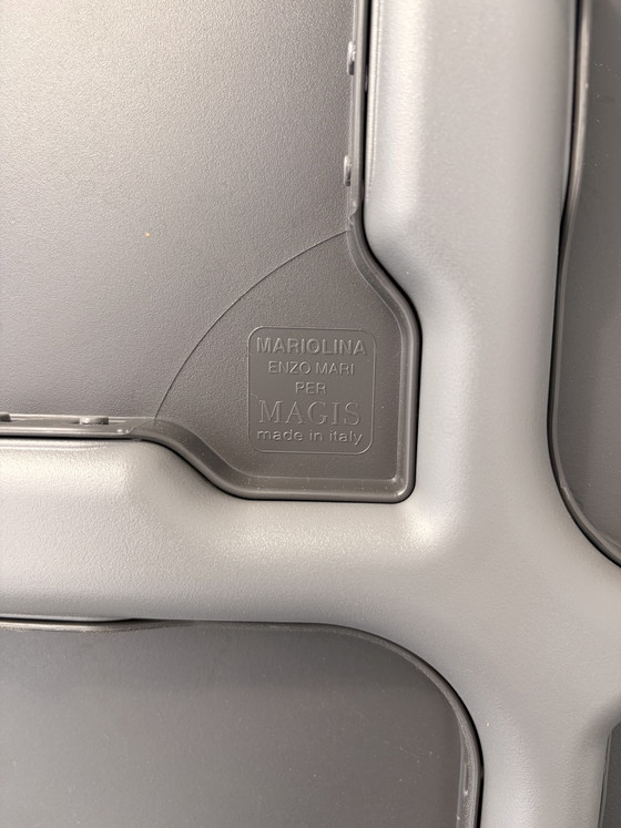 6 Sedie Mariolina di Enzo Mari per Magis – Sedie da pranzo, Plastic, Chrome (photo 8 of 12)