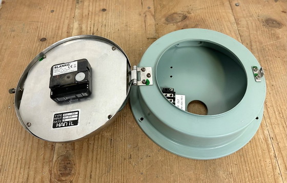 Image 1 of Orologio da parete vintage blu Hanil, anni '80