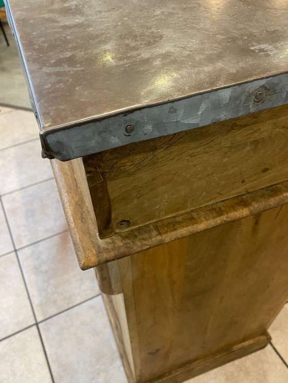 Image 1 of Mobili da bar antichi e autentici, stile vintage, bancone da bistrot, rovere e zinco, anni '50