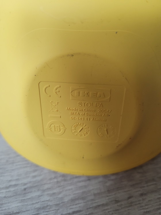 Image 1 of Horloge de table vintage Ikea Stolpa jaune par Henrik Preutz