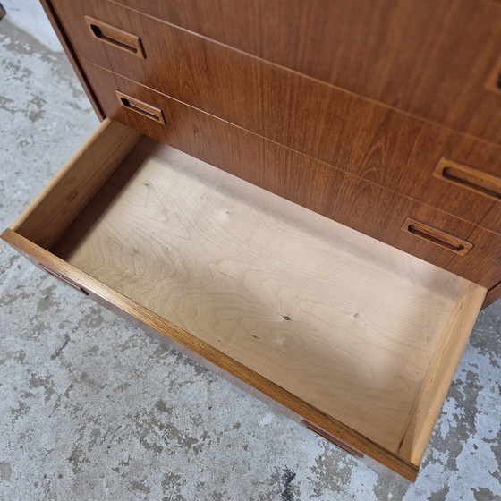 Image 1 of Vintage Deense ladekast, commode jaren 60 teak 6 laden