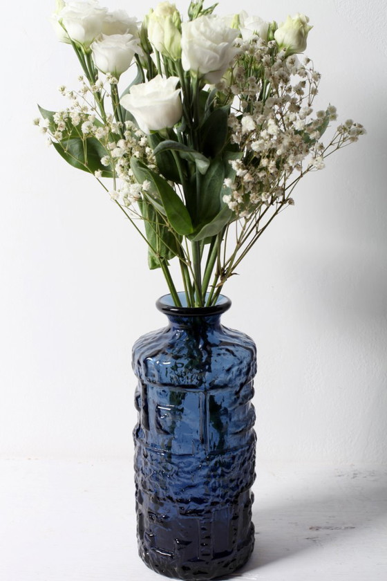 Image 1 of Vase en verre bleu cobalt : design suédois moderne du milieu du siècle Ruda Glasbruk