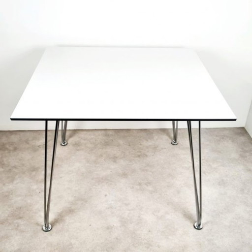 Casala design table with tension leg