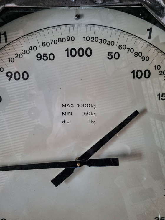 Image 1 of Industrial clock