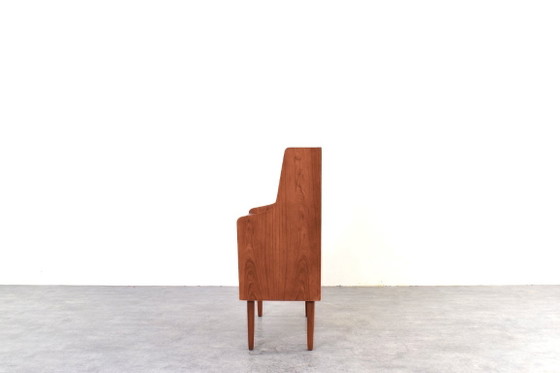 Mid-Century dänischer Teakholz Schreibtisch, 1960er Jahre., Braun, Mid Century Modern (Foto 8 von 15)