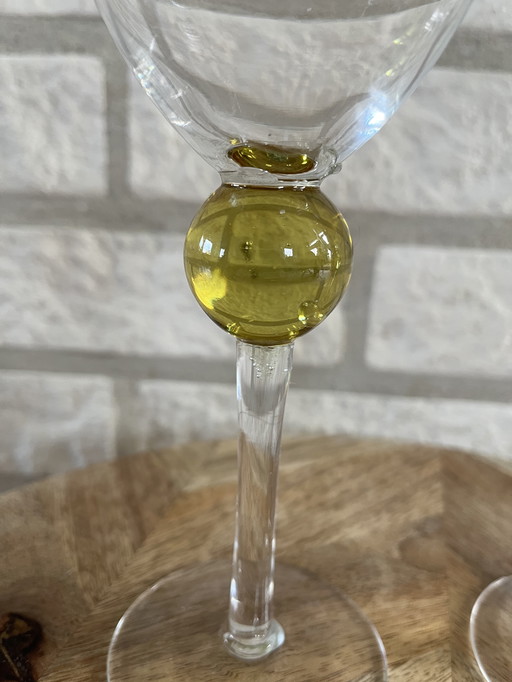 Twee vintage wijnglazen 