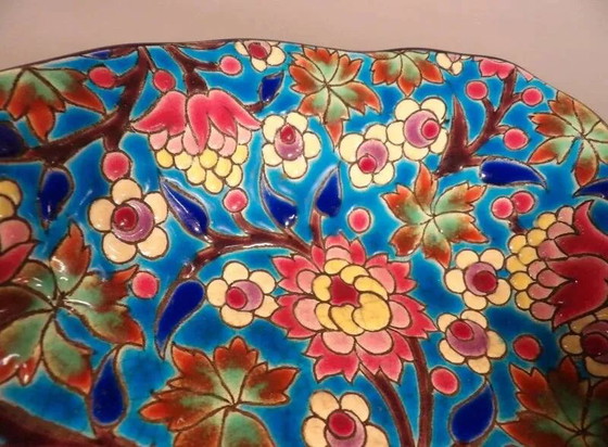 Longwy enamels, Important lobed plate with polychrome floral decoration, 20th century, Bowls, Porcelain (photo 8 of 12)