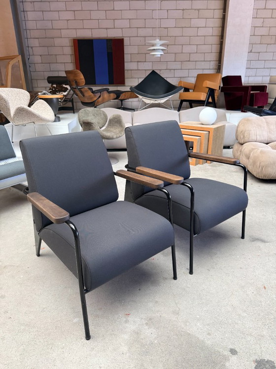 Poltrona De Salon Vitra di Jean Prouvé (Stock: 2) – Poltrone, Metal, Textile (photo 3 of 15)