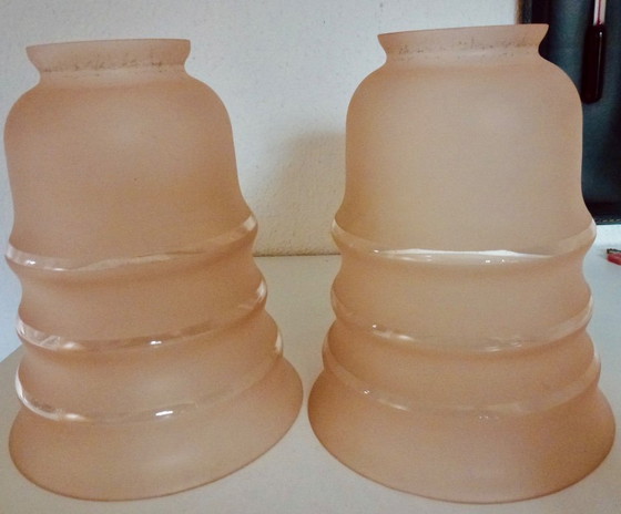 Image 1 of 3x Vintage Opaline lampenkappen.