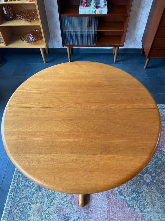 Image 1 of Vintage Danish extendable dining table made of solid teak wood