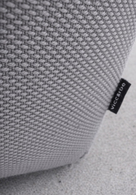 Image 1 of Viccarbe Savina modulaire designbank van Victor Carrasco