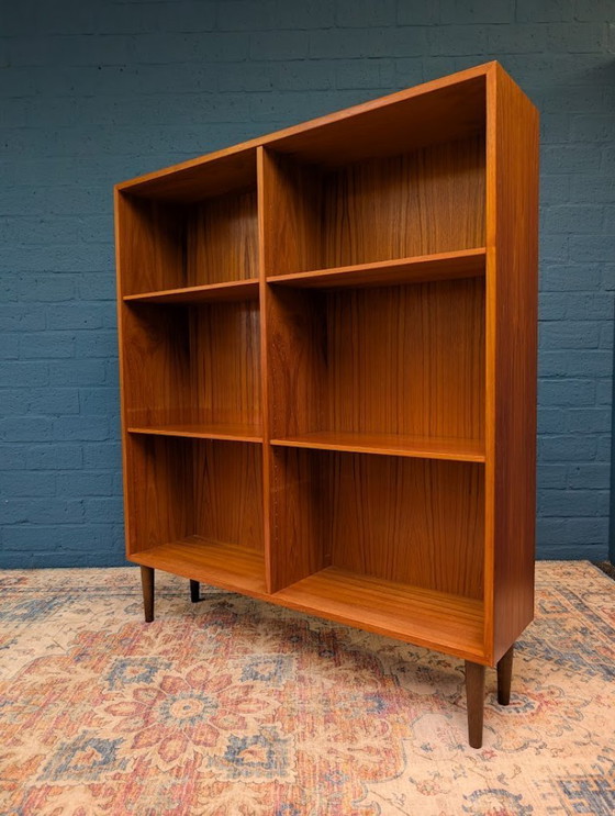 Image 1 of Bibliothèque de style mid-century, design danois signé Omann Jun, années 1960