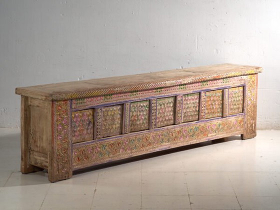 Antiker geschnitzter polychromer Unterschrank aus Kiefer – Xinjiang, ca. 1900 – Buffetschränke, Iron (photo 6 of 40)
