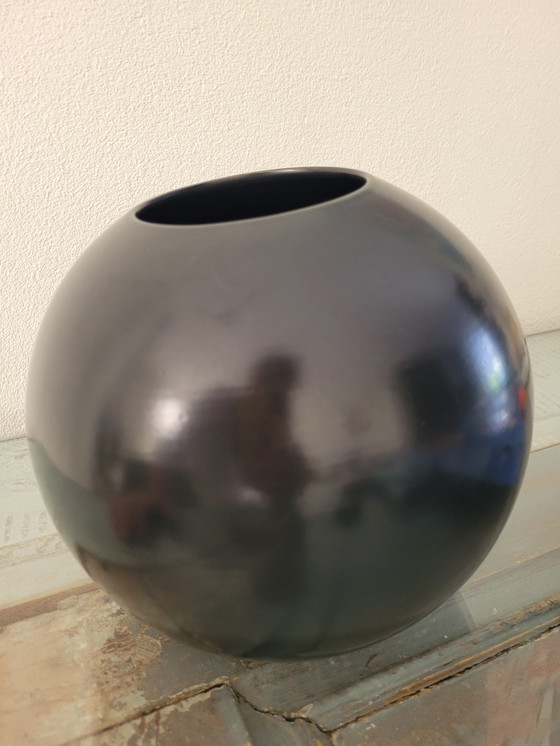 Image 1 of T-Sign Royal Tichelaar Makkum vase, overhanging or partially rounded bottom