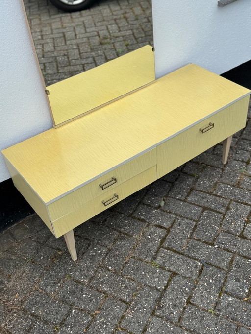 MCM Formica Dressing