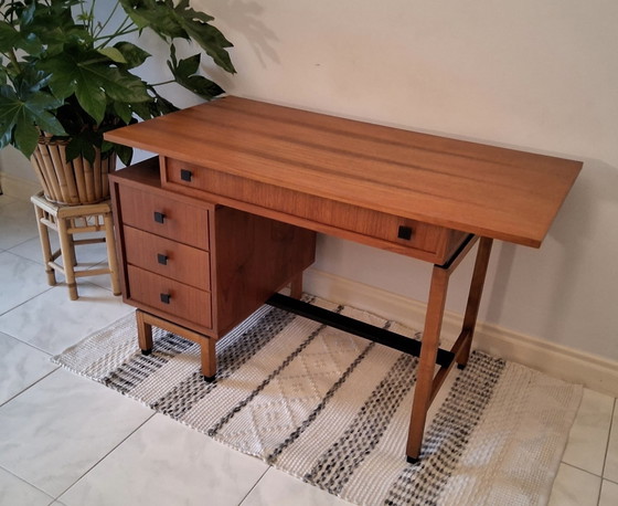 Image 1 of Scrivania vintage MDK fuori dal vaso degli anni '60