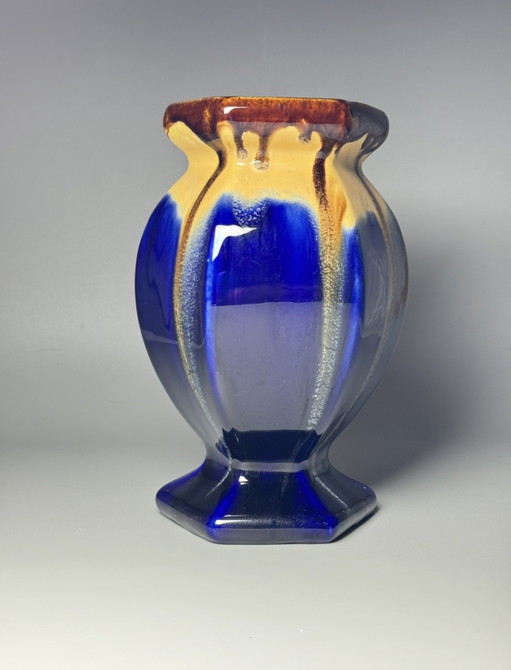 Art Deco Vase — Faïencerie de Thulin, Belgium, 1920s–1930s – vazen, Ceramic