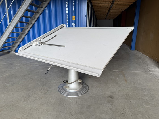 Image 1 of Magnifique table à dessin Nike Eskilstuna avec machine à dessiner Isis