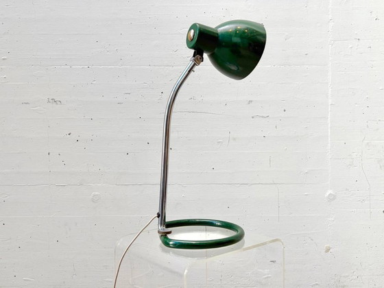 Image 1 of Grüne Tischleuchte aus Metall und Chrom, 1960er Jahre