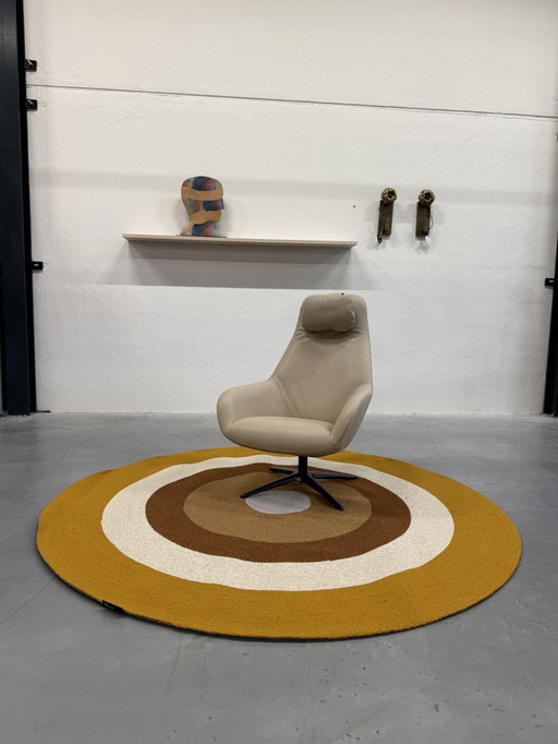 Pode Spot Two Swivel Armchair Senso Leather Blossom