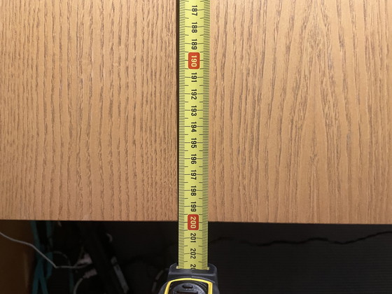 Image 1 of 1980er Jahre großer Schreibtisch - Design, aber Marke unbekannt