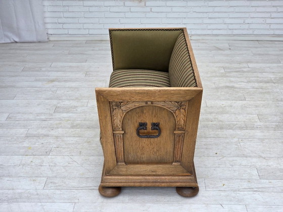 Image 1 of Dänisches 2-Sitzer-Sofa aus den 1950er Jahren, original gestreifte grüne Möbelwolle, Eichenholz.