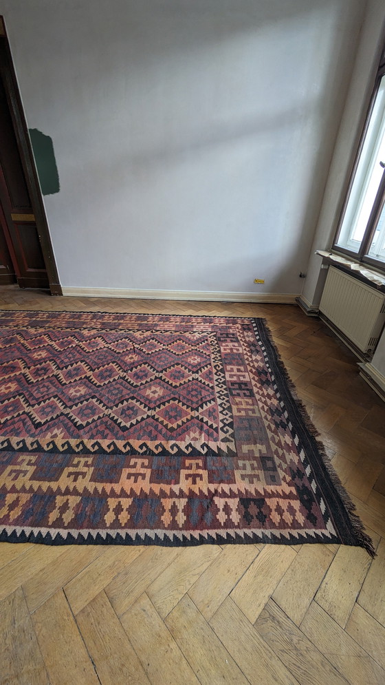 Image 1 of Large Kilim Rug 240 x 390 cm Kilim