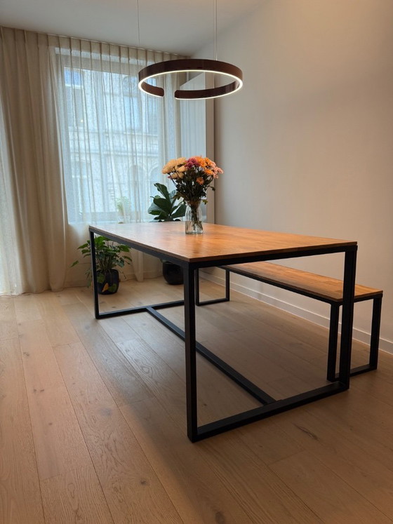 Image 1 of Tavolo in rovere con panca