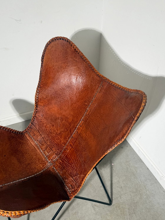 Sillón Lounge Mariposa de Cuero Cognac – Sillones (photo 4 of 5)
