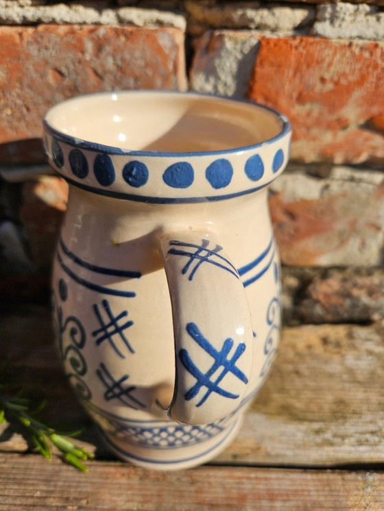 Image 1 of Traditioneel blauw-wit handbeschilderd aardewerk | Hongaarse volkskunst keramische kan | Korond Corund Transsylvanië