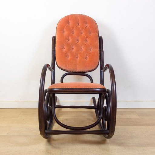 Bentwood Pink Capitonnée Upholstered Rocking Chair for Gasisa, Spain, 1960s