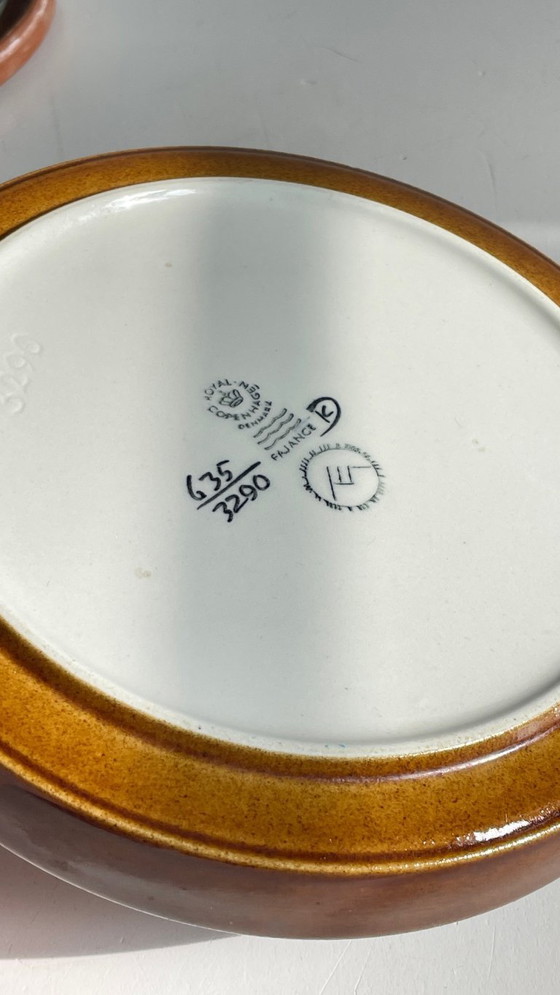 Image 1 of Vassoio portaoggetti in ceramica vintage Royal Copenhagen