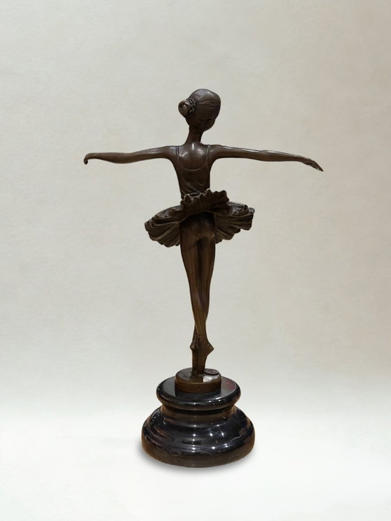 Image 1 of Art Deco bronze sculpture – Ballerina dancer – Signed Milo – Bronze Guaranteed Paris