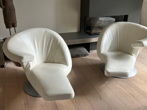 Precioso Sillón Leolux Parabolica!