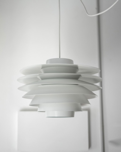 Verona 400 Pendant Lamp in White, Denmark