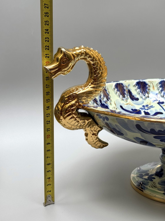 Image 1 of Große handbemalte Schale von H. Bequet mit vergoldeten Drachengriffen
