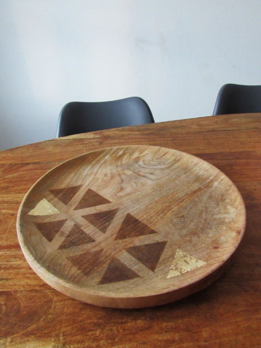 Wooden plate for decoration