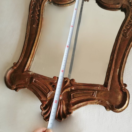 Image 1 of Antieke houten spiegel met hoorn des overvloeds - 17e-18e eeuw - gesneden