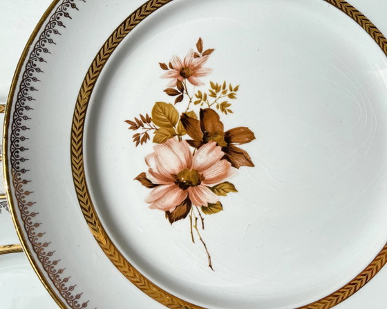 5 Pequeños Platos de Porcelana OLYMPIA con Patrón Floral y Borde Dorado – Loza, Porcelain, Gold, Vintage (photo 4 of 9)