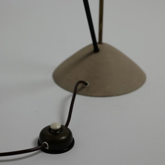 Rare Lampadaire Kaiser Leuchten avec abat-jour en fibre tressée, Allemagne, années 1950 – Wicker, Brass (photo 13 of 16)