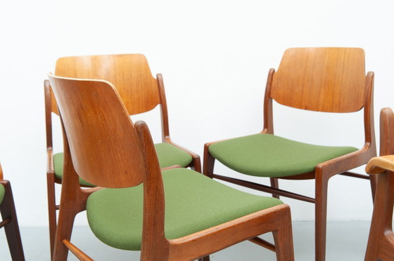 Image 1 of 4x C64 & 2x D64 eetkamerstoelen in teakhout van Hartmut Lohmeyer voor Wilkhahn (jaren 50)