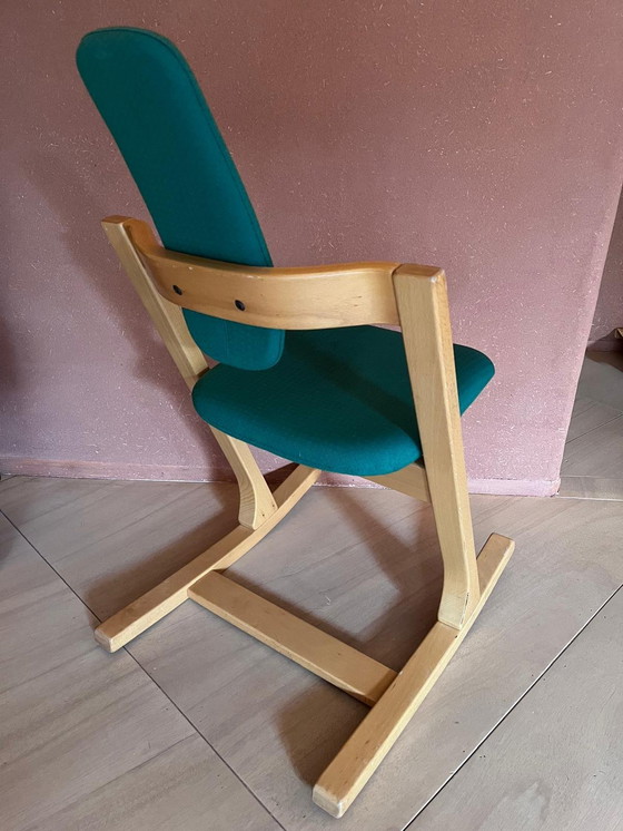 Image 1 of Stokke - Ergonomisch geformter Schaukelstuhl - Peter Opsvik