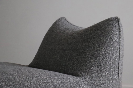 Image 1 of Poltrona Le Bambole con pouf in bouclé di Mario Bellini per B&B Italia, anni '70